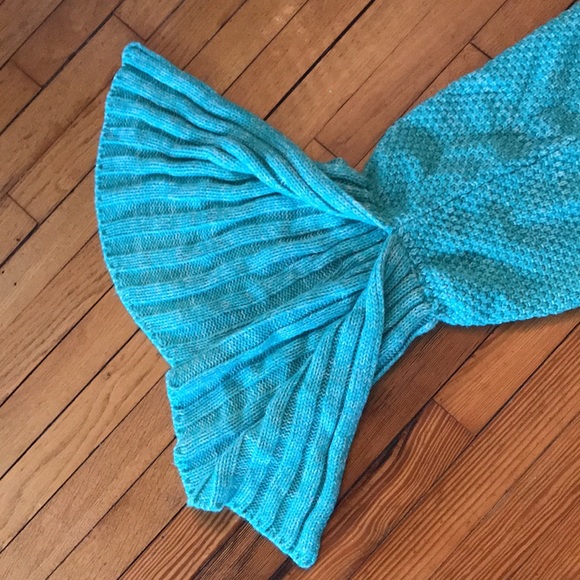 Knit mermaid tail 🧜🏻♀️ - Picture 6 of 6